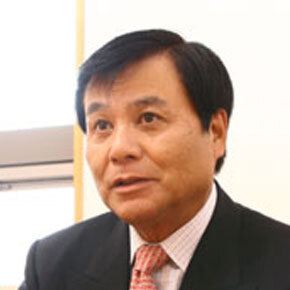 代表取締役社長　高橋徹也